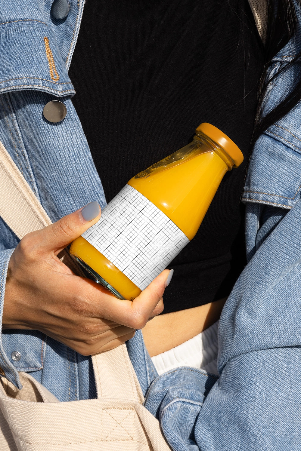 Juice Bottle Label Mockup - JBL03