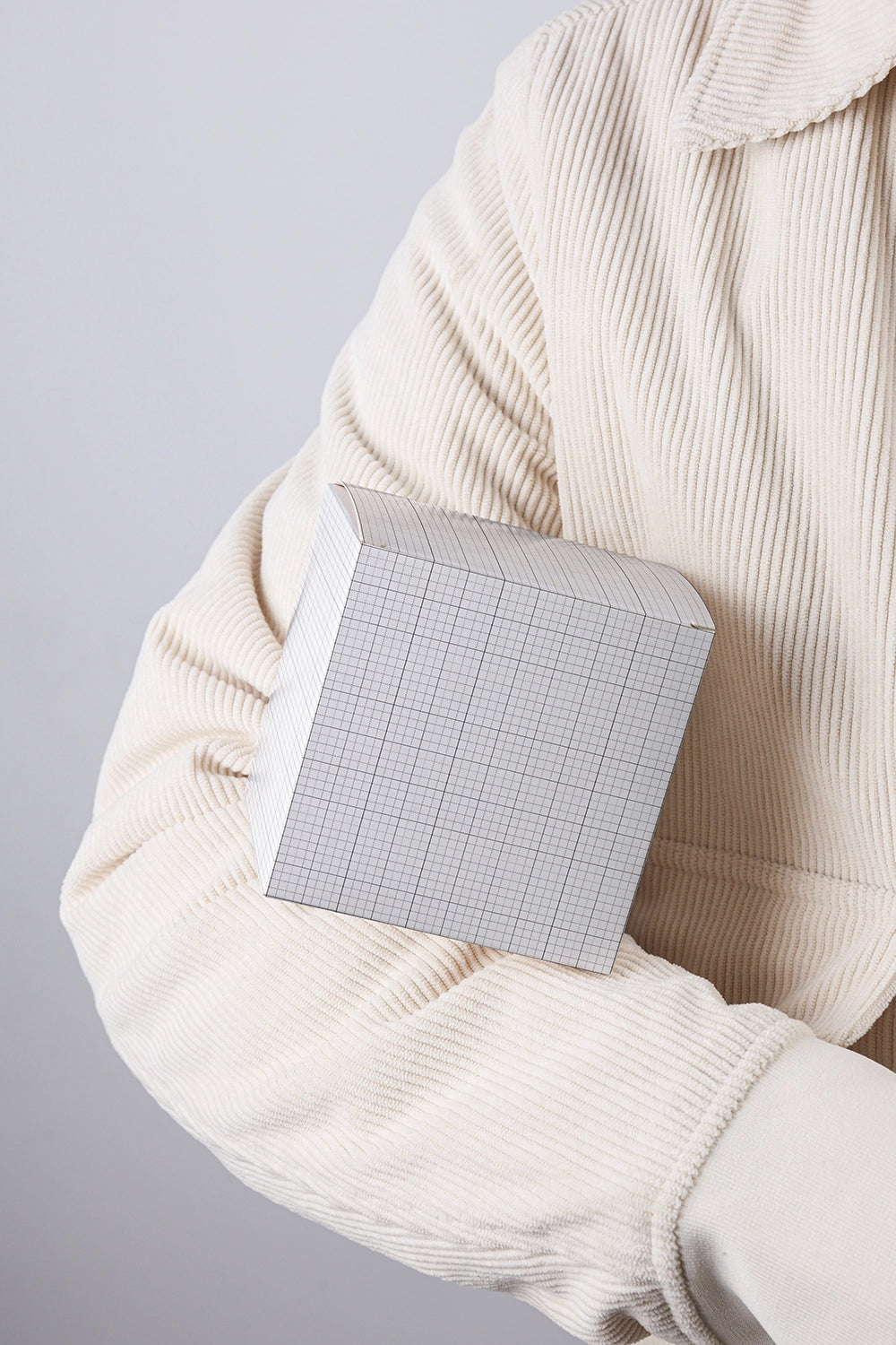 Paper Cube Box Mockup CCR07