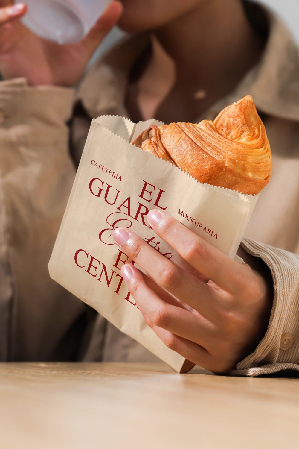 Paper Bag Mockup EG07