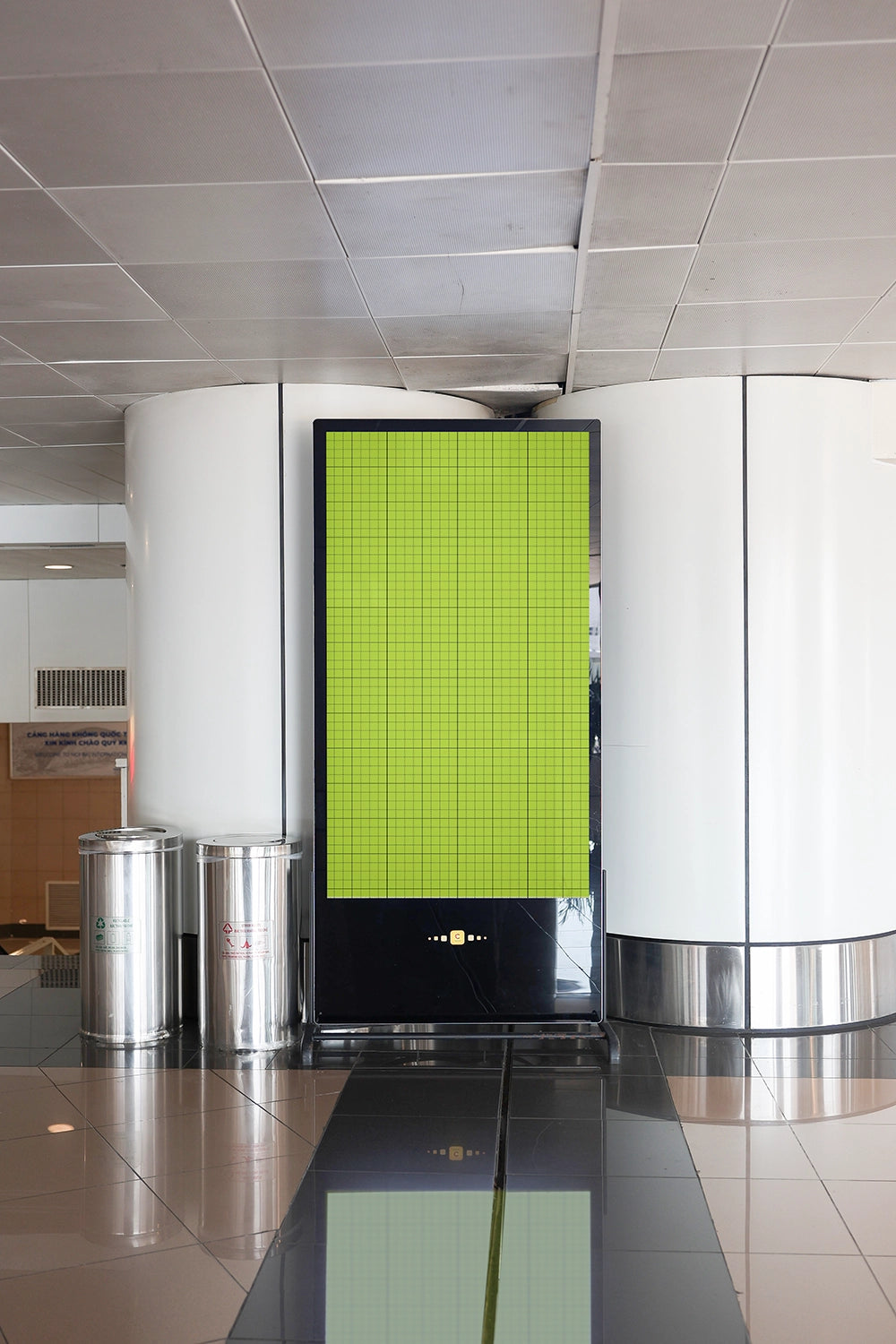 Urban Poster Mockup NO01