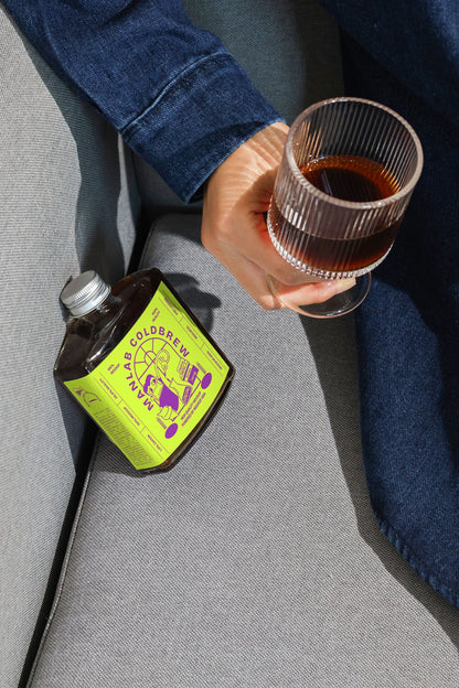 Cold Brew bottle label mockup 10