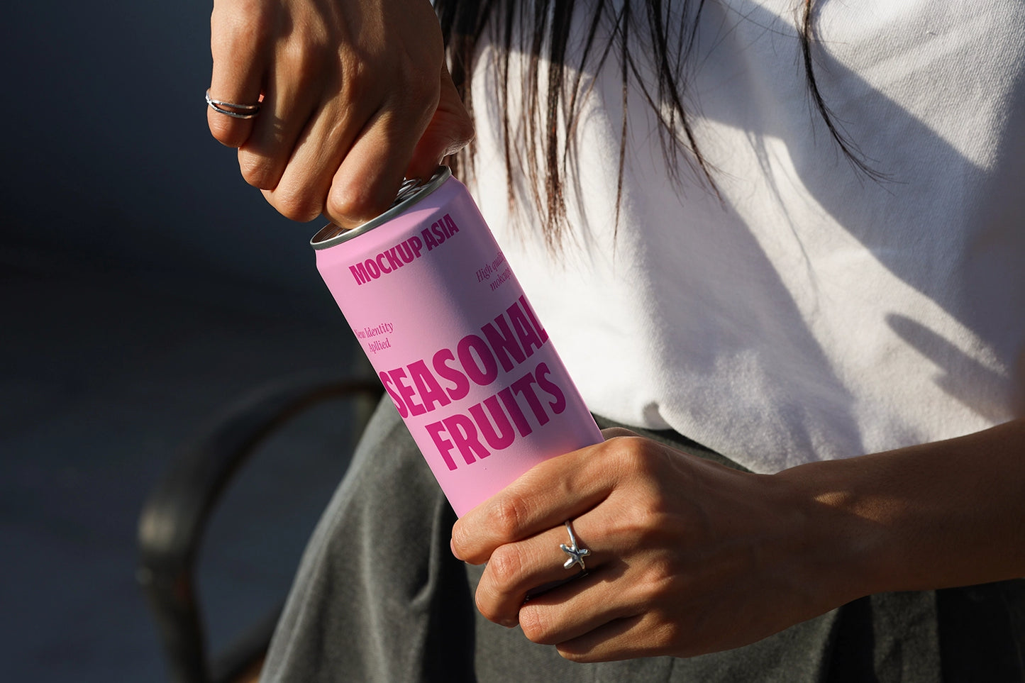 Drinks Can Mockup - CF35