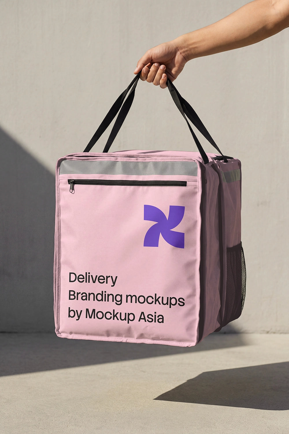Insulated courier box mockup PSD for takeaway and logistics presentation