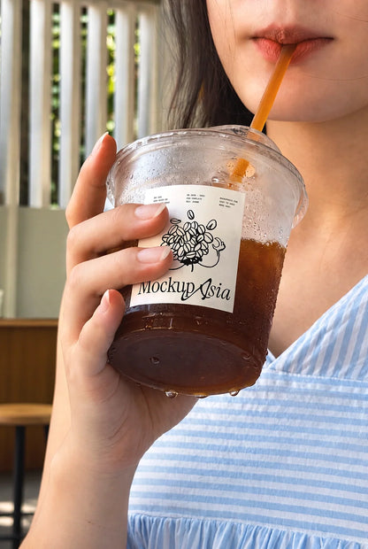 KOD12 – Iced Coffee Cup Mockup – Sipping with a Straw