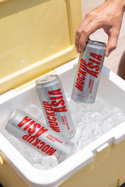 Sleek Can PSD Mockup SUM07