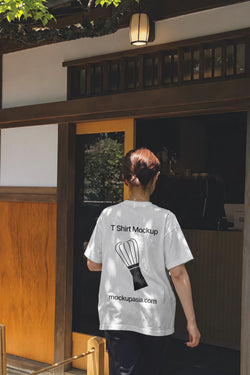 T Shirt Mockup MCS23