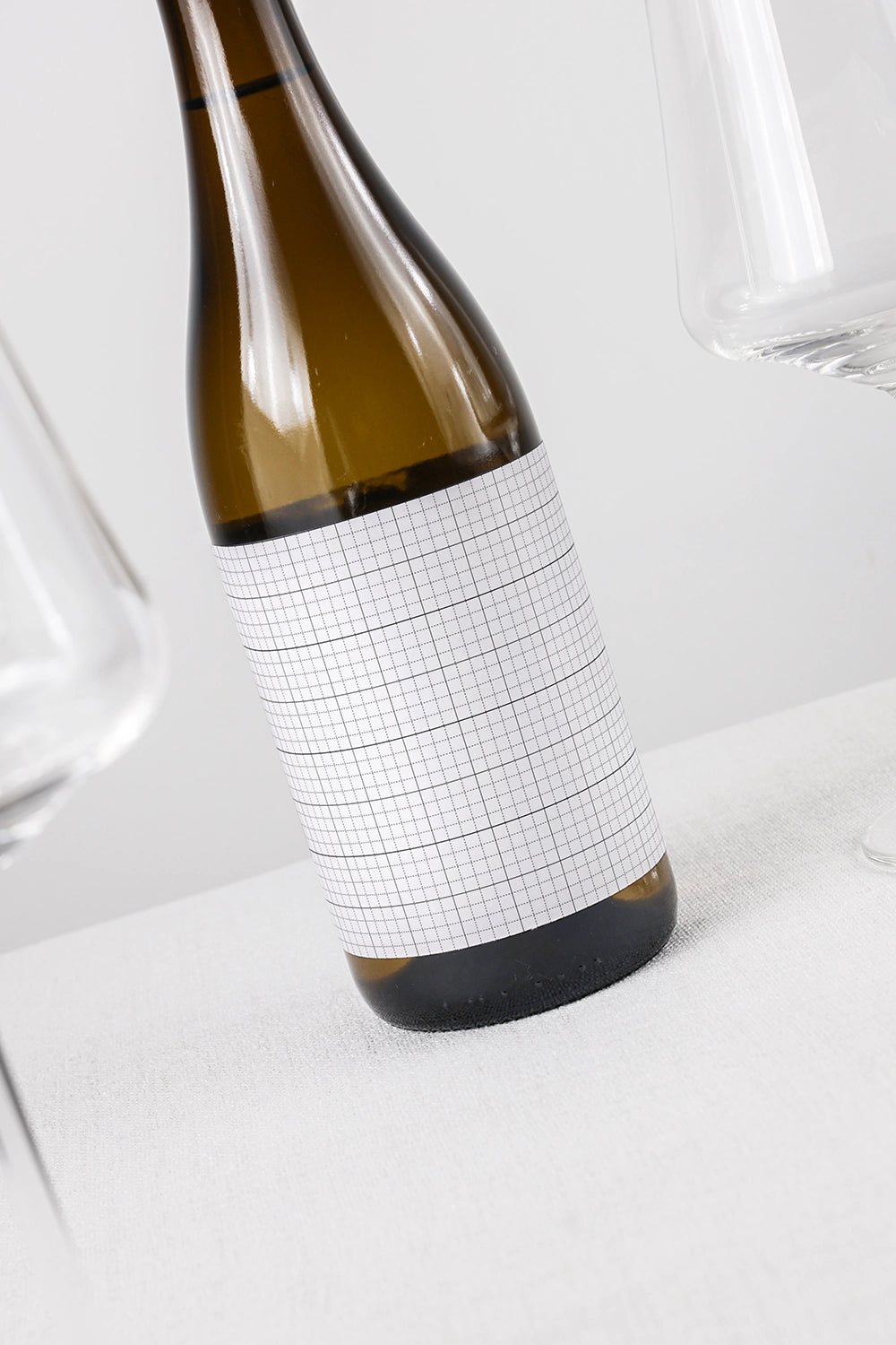 Wine Label Mockup CCR16