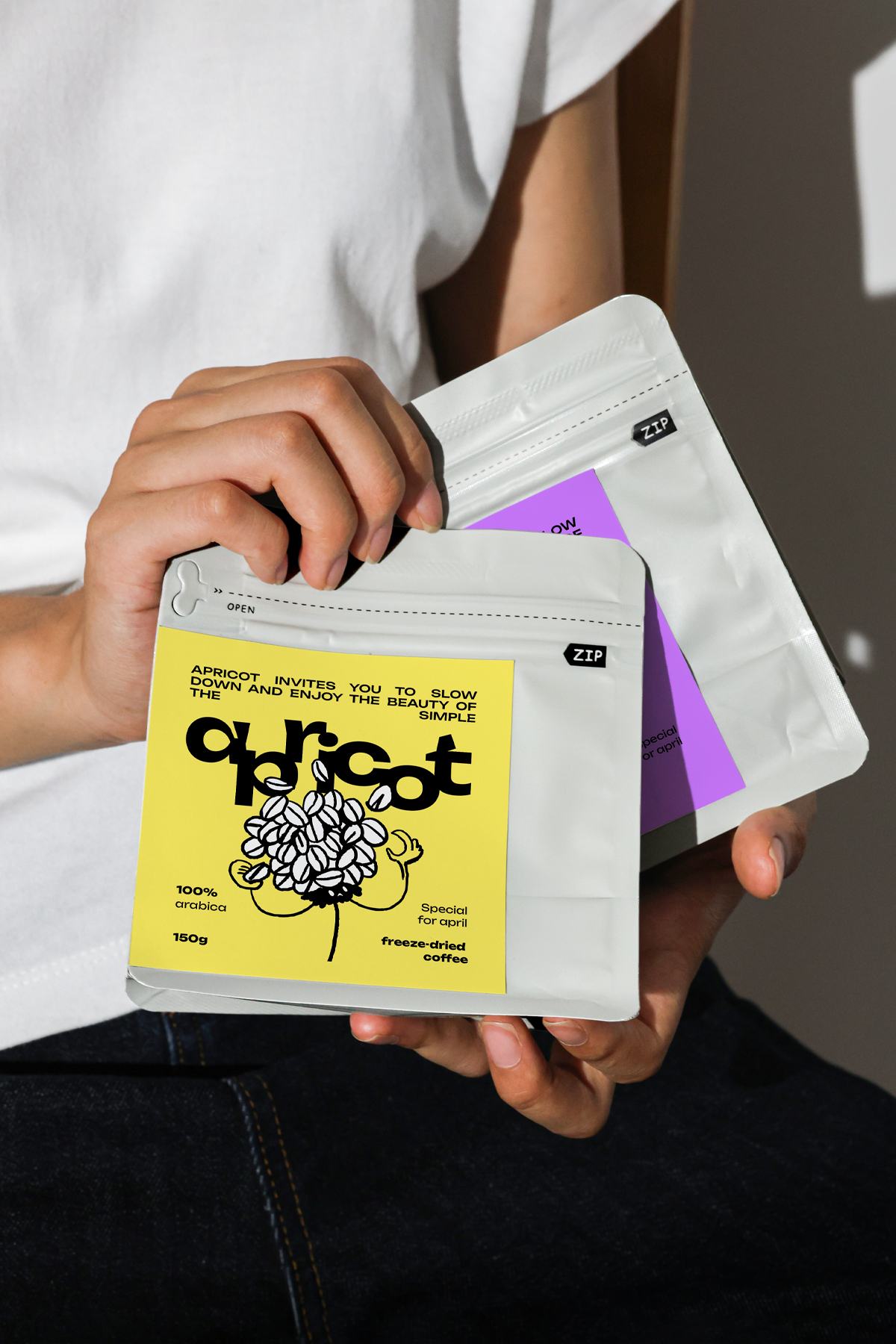 Coffee Zipper Bag Mockup (APR07)